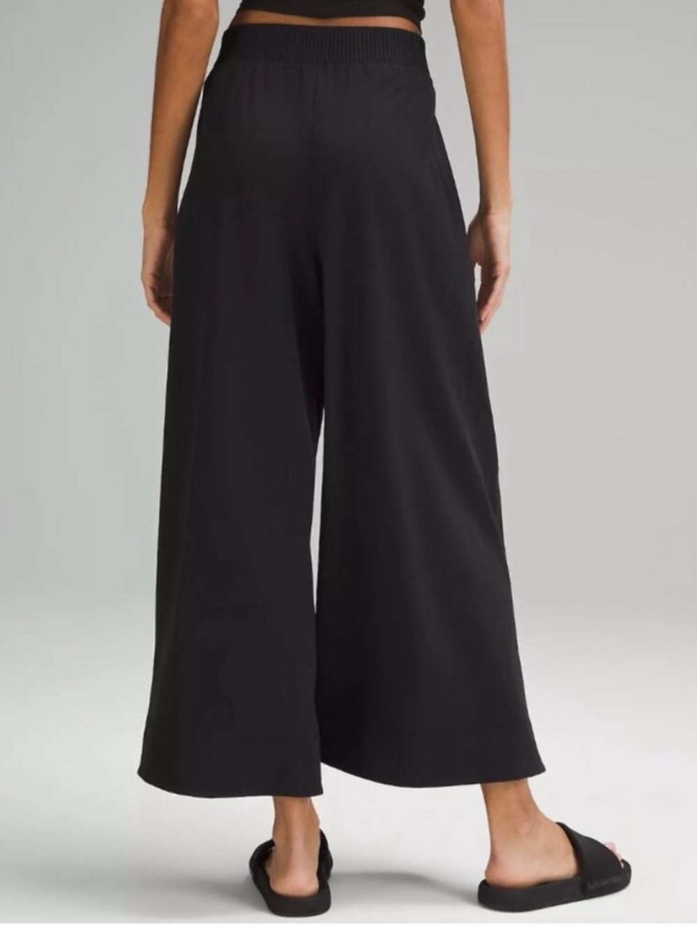 Lululemon Black Stretch Woven Wide Leg High Rise Cropped Pants Size Large - Picture 3 of 13